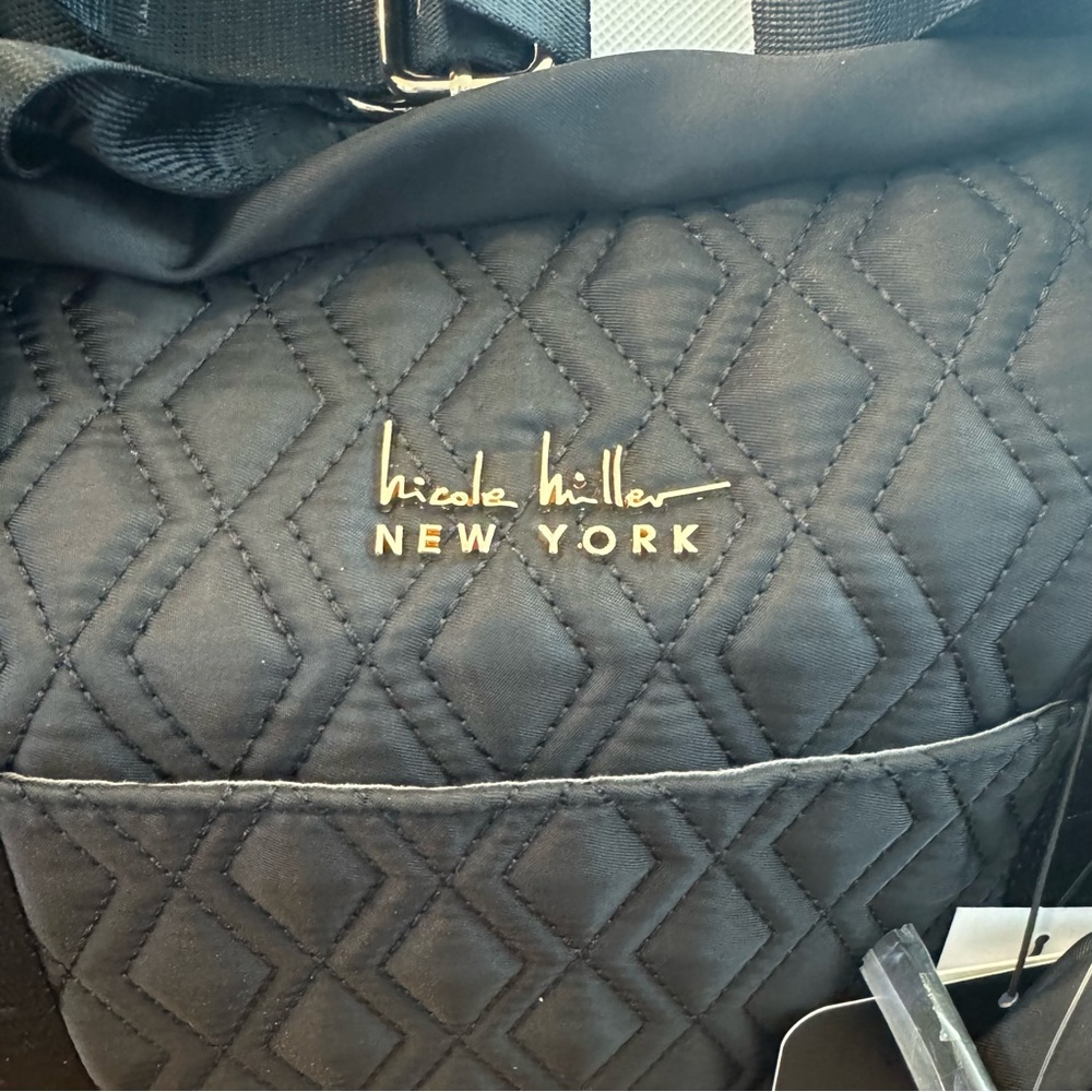 New! Nicole Miller Quilted Black Diaper Duffle Bag - Picture 4 of 13